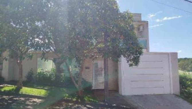 Foto 3 de 4: Casa em leilão em Ivaiporã - PR — Casa, Padrão, 0 Vaga(S) de Garagem