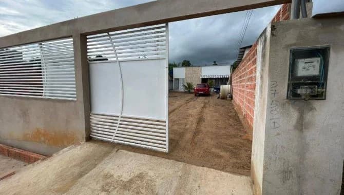 Foto 2 de 13: Casa em leilão em Cruzeiro Do Sul - AC — Casa, Padrão, 1 Vaga(S) de Garagem