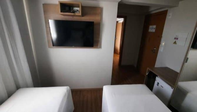 Foto 2 de 31: Apartamento em leilão em Ribeirão Preto - SP — Apartamento, Padrão, 1 Vaga(S) de Garagem