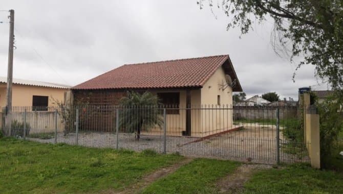 Foto 22 de 38: Casa em leilão em Pelotas - RS — Casa, Padrão, 1 Vaga(S) de Garagem
