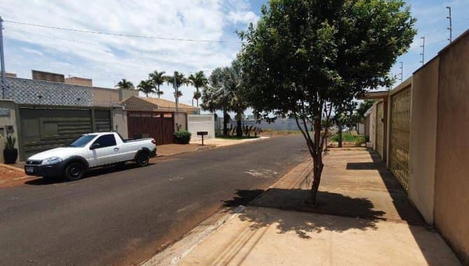Foto 35 de 72: Casa em leilão em Rio Verde - GO — Casa, Padrão, 1 Vaga(S) de Garagem