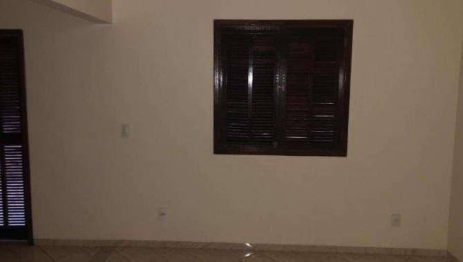Foto 51 de 72: Casa em leilão em Rio Verde - GO — Casa, Padrão, 1 Vaga(S) de Garagem