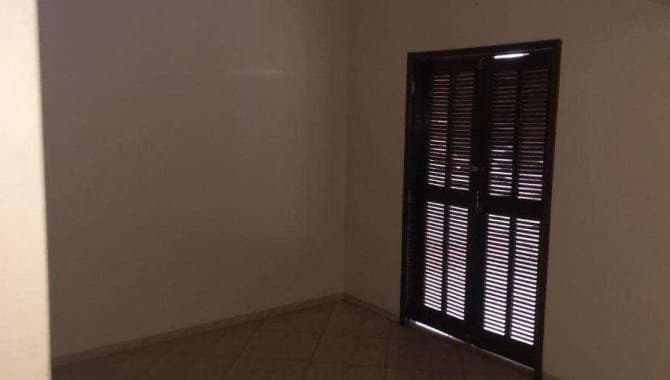 Foto 14 de 72: Casa em leilão em Rio Verde - GO — Casa, Padrão, 1 Vaga(S) de Garagem