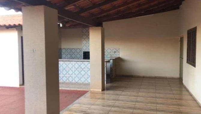 Foto 64 de 72: Casa em leilão em Rio Verde - GO — Casa, Padrão, 1 Vaga(S) de Garagem