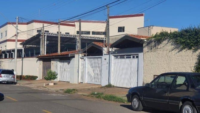 Foto 36 de 49: Casa em leilão em Hortolândia - SP — Casa, Padrão, 1 Vaga(S) de Garagem