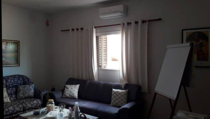 Foto 4 de 22: Casa em leilão em Fernandópolis - SP — Casa, Padrão, 0 Vaga(S) de Garagem