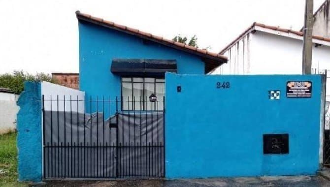 Foto 8 de 19: Casa em leilão em Pindamonhangaba - SP — Casa, Padrão, 1 Vaga(S) de Garagem