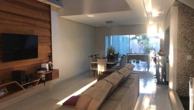 Foto 4 de 15: Casa em leilão em Maringá - PR — Casa, Padrão, 1 Vaga(S) de Garagem
