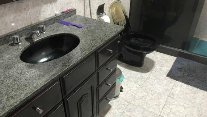 Foto 7 de 23: Casa em leilão em Rio De Janeiro - RJ — Casa, Padrão, 1 Vaga(S) de Garagem