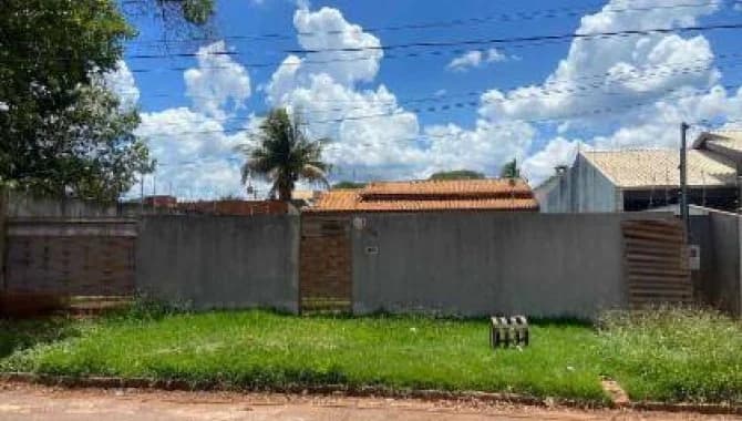 Foto 1 de 8: Casa em leilão em Sidrolândia - MS — Casa, Padrão, 0 Vaga(S) de Garagem