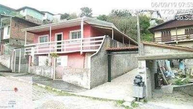 Foto 4 de 24: Casa em leilão em Caxias Do Sul - RS — Casa, Padrão, 0 Vaga(S) de Garagem