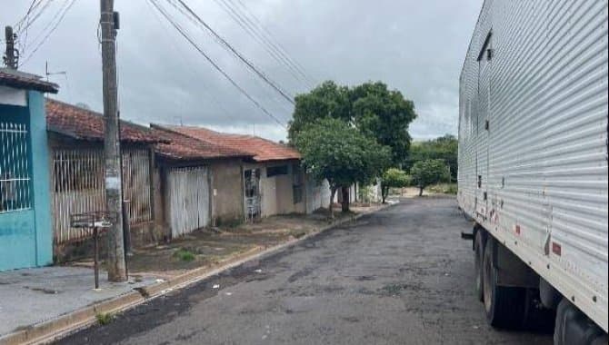 Foto 3 de 8: Casa em leilão em Bauru - SP — Casa, Padrão, 0 Vaga(S) de Garagem