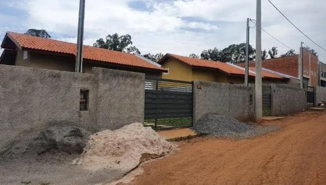 Foto 8 de 17: Casa em leilão em Jarinu - SP — Casa, Padrão, 1 Vaga(S) de Garagem