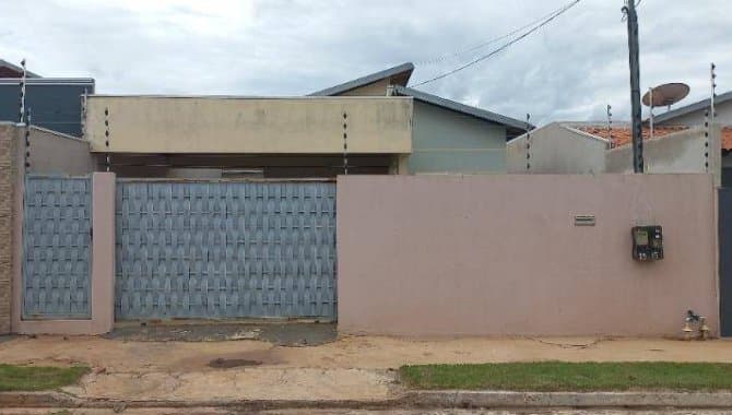 Foto 1 de 3: Casa em leilão em Lucas Do Rio Verde - MT — Casa, Padrão, 1 Vaga(S) de Garagem