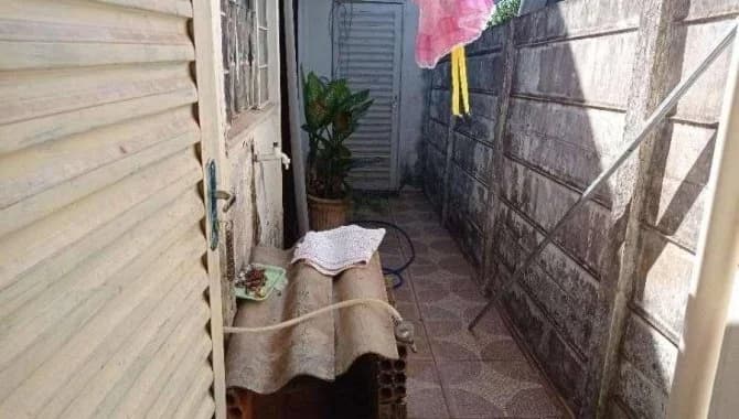 Foto 19 de 21: Casa em leilão em Votuporanga - SP — Casa, Padrão, 1 Vaga(S) de Garagem