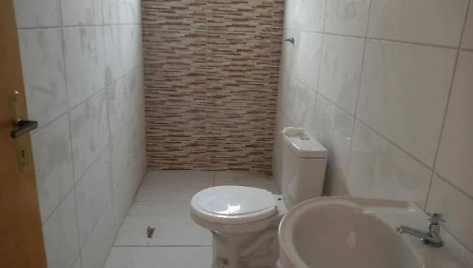 Foto 7 de 16: Casa em leilão em Lorena - SP — Casa, Padrão, 1 Vaga(S) de Garagem