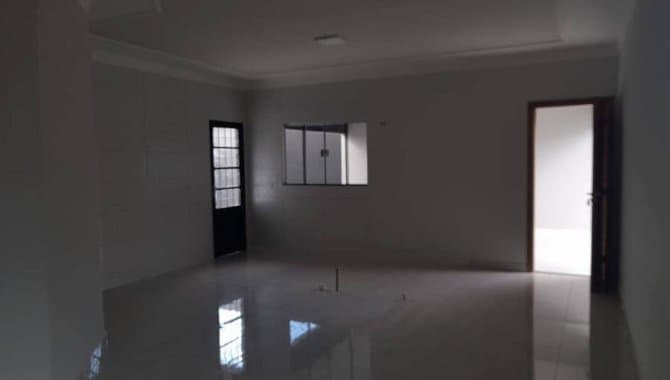 Foto 8 de 11: Casa em leilão em Arapongas - PR — Casa, Padrão, 1 Vaga(S) de Garagem
