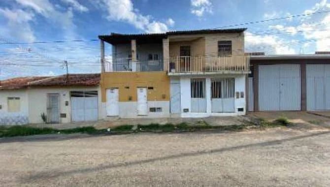 Foto 8 de 17: Casa em leilão em Irecê - BA — Casa, Padrão, 0 Vaga(S) de Garagem
