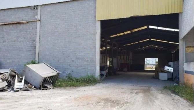 Foto 7 de 10: Comercial em leilão em Macaé - RJ — Galpão 1.528 m² (10 vagas) - Lagomar - Macaé - RJ