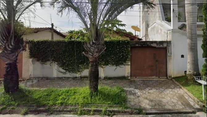 Foto 1 de 4: Casa em leilão em Taubaté - SP — Casa 111 m² - Vila Jaboticabeira - Taubaté - SP