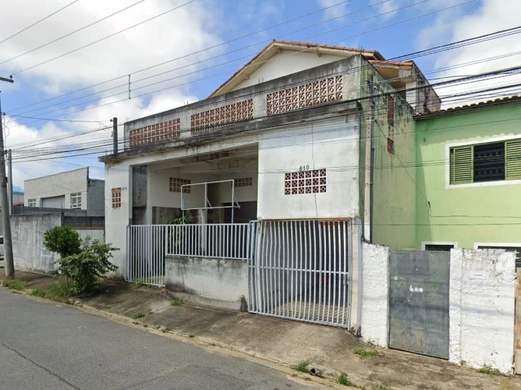 Foto 5 de 5: Comercial em leilão em Taubaté - SP — Imóvel Residencial e Comercial 316 m² (área construída) - Residencial Estoril - Taubaté - SP