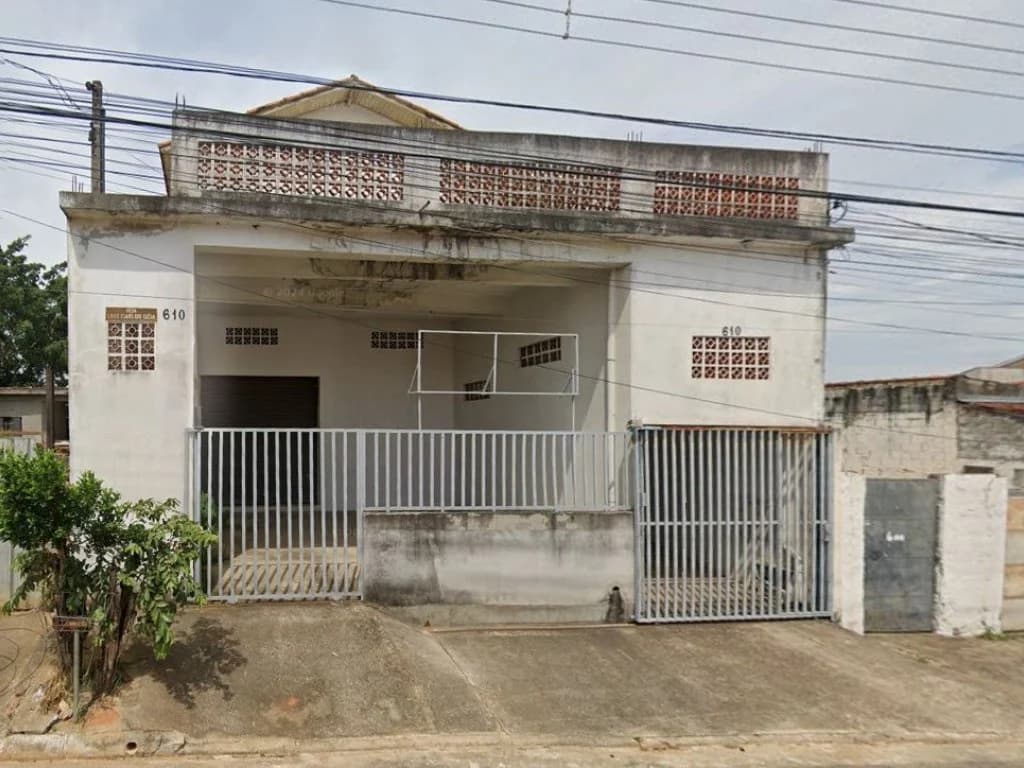 Foto 2 de 5: Comercial em leilão em Taubaté - SP — Imóvel Residencial e Comercial 316 m² (área construída) - Residencial Estoril - Taubaté - SP