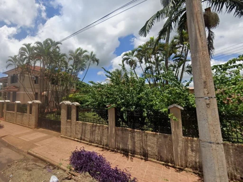 Foto 6 de 7: Casa em leilão em Colina - SP — Casa e Terreno 4.723 m² - Centro - Colina - SP