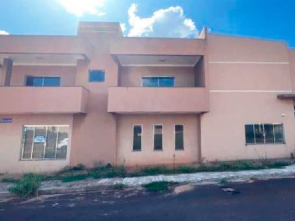 Foto 3 de 18: Comercial em leilão em Pérola - PR — Imóvel Comercial e Residencial 510 m² - Parque Residencial Pérola - Pérola - PR