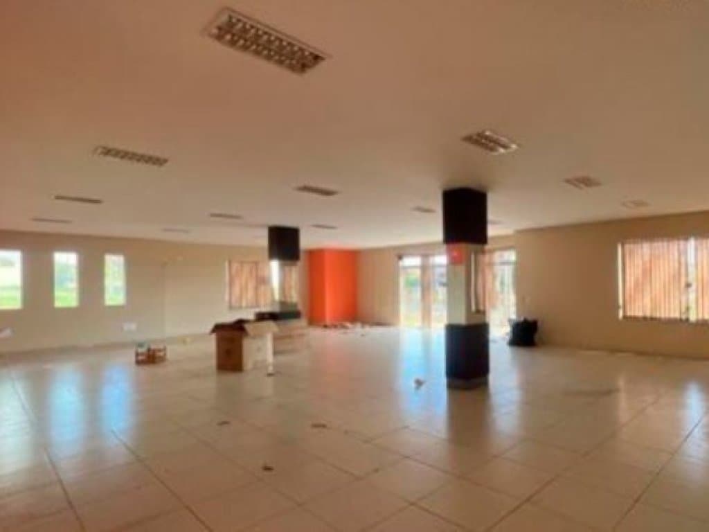 Foto 5 de 18: Comercial em leilão em Pérola - PR — Imóvel Comercial e Residencial 510 m² - Parque Residencial Pérola - Pérola - PR