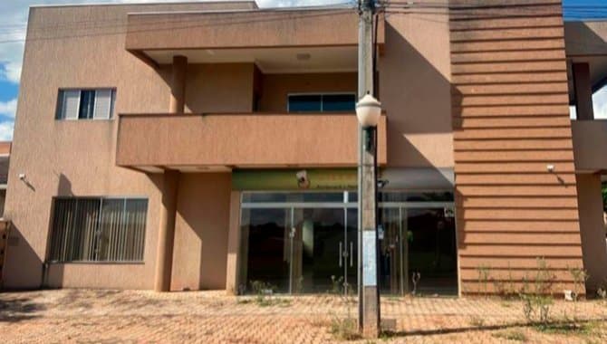 Foto 1 de 18: Comercial em leilão em Pérola - PR — Imóvel Comercial e Residencial 510 m² - Parque Residencial Pérola - Pérola - PR