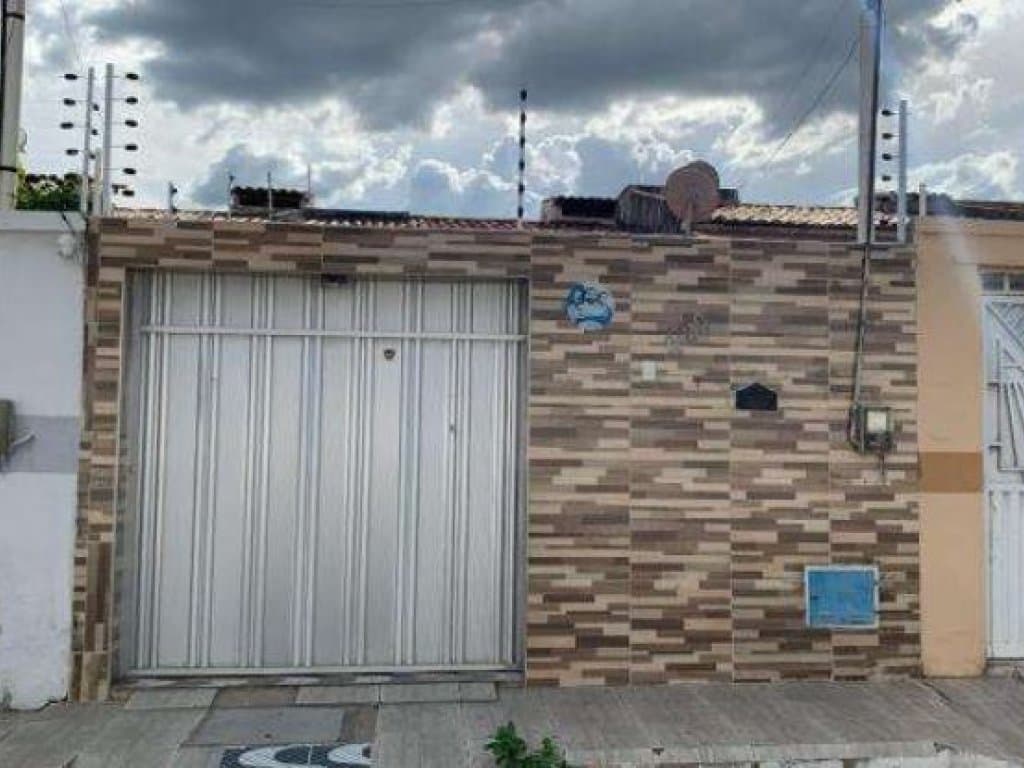Foto 2 de 2: Casa em leilão em Crateús - CE — Casa 96 m² - Crateús-CE - Rua Joaquim Izídio Braz, 429 - Cidade 2000