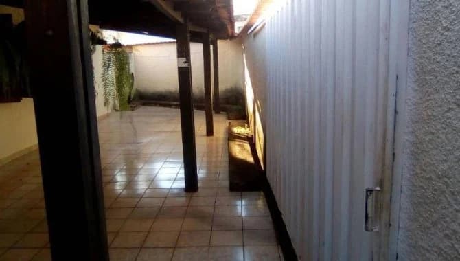 Foto 3 de 11: Casa em leilão em Grão Mogol - MG — Casa, Padrão, 1 Vaga(S) de Garagem