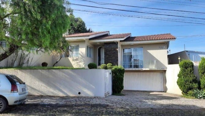Foto 2 de 33: Casa em leilão em Ponta Grossa - PR — Casa, Padrão, 2 Vaga(S) de Garagem