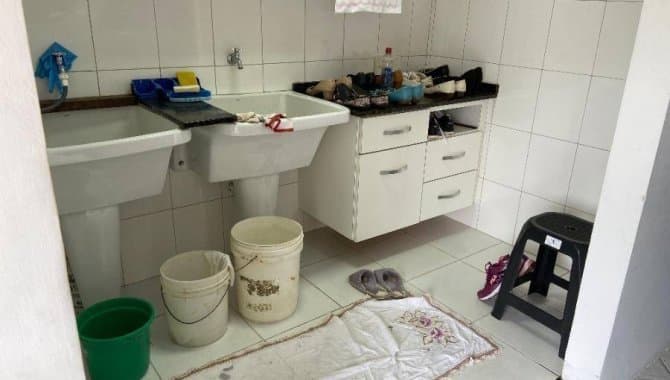 Foto 27 de 33: Casa em leilão em Ponta Grossa - PR — Casa, Padrão, 2 Vaga(S) de Garagem