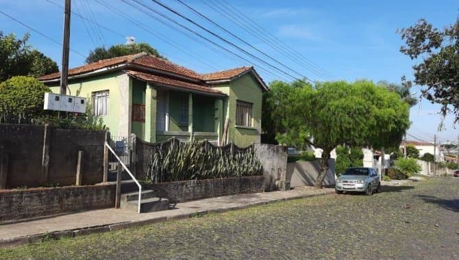 Foto 23 de 33: Casa em leilão em Ponta Grossa - PR — Casa, Padrão, 2 Vaga(S) de Garagem