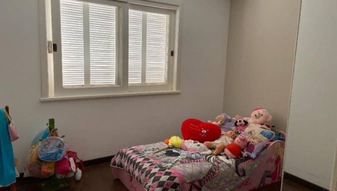 Foto 9 de 33: Casa em leilão em Ponta Grossa - PR — Casa, Padrão, 2 Vaga(S) de Garagem