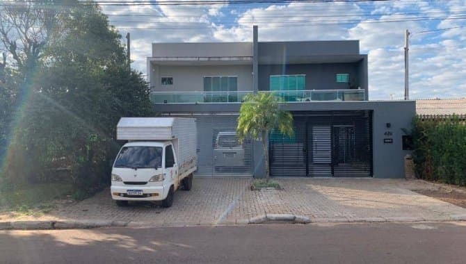 Foto 1 de 8: Casa em leilão em Cascavel - PR — Casa, Padrão, 1 Vaga(S) de Garagem