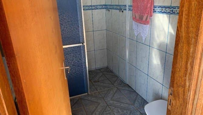Foto 8 de 12: Casa em leilão em Américo Brasiliense - SP — Casa, Padrão, 1 Vaga(S) de Garagem