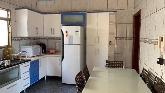 Foto 6 de 12: Casa em leilão em Américo Brasiliense - SP — Casa, Padrão, 1 Vaga(S) de Garagem