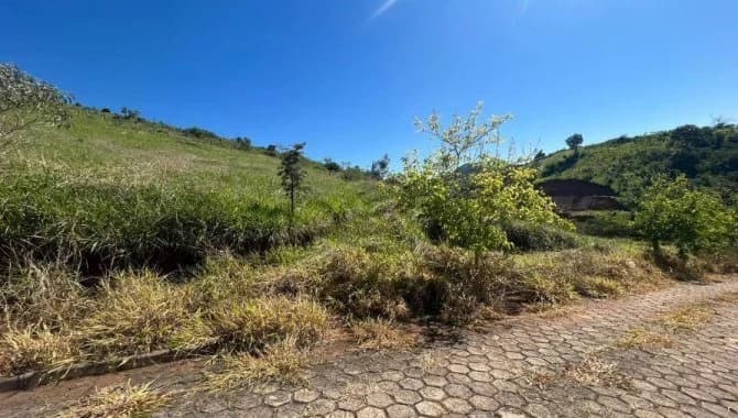 Foto 1 de 5: Terreno em leilão em Itamonte - MG — Lote, Padrão, 0 Vaga(S) de Garagem
