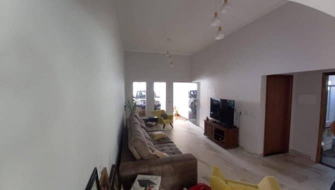 Foto 4 de 11: Casa em leilão em Firminópolis - GO — Casa, Padrão, 1 Vaga(S) de Garagem