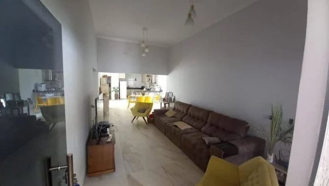 Foto 3 de 11: Casa em leilão em Firminópolis - GO — Casa, Padrão, 1 Vaga(S) de Garagem