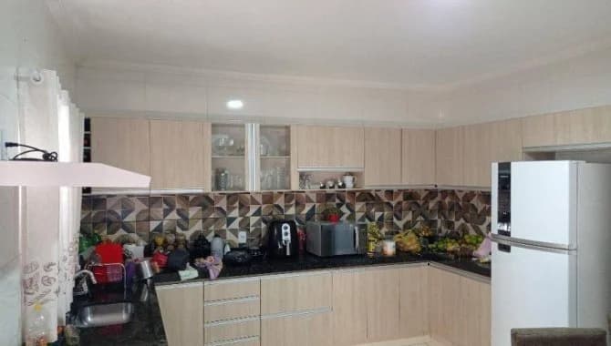 Foto 6 de 11: Casa em leilão em Votuporanga - SP — Casa, Padrão, 1 Vaga(S) de Garagem