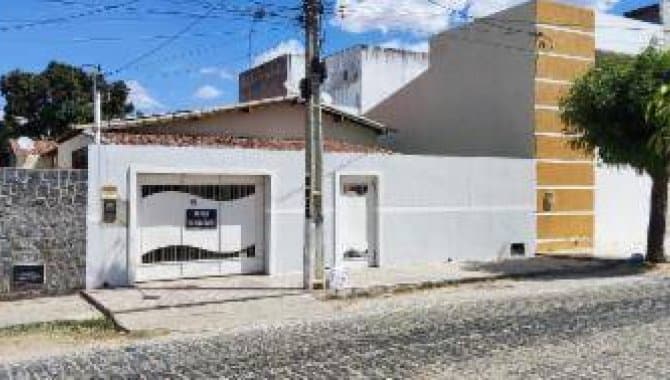 Foto 2 de 23: Casa em leilão em Caicó - RN — Casa, Padrão, 1 Vaga(S) de Garagem