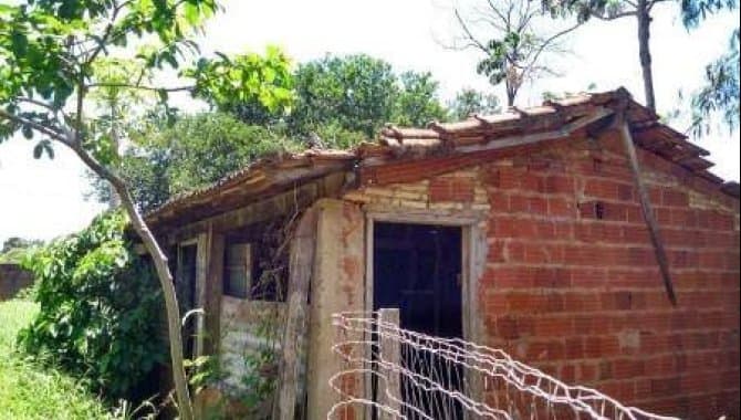Foto 19 de 32: Casa em leilão em Guaiçara - SP — Casa, Padrão, 1 Vaga(S) de Garagem