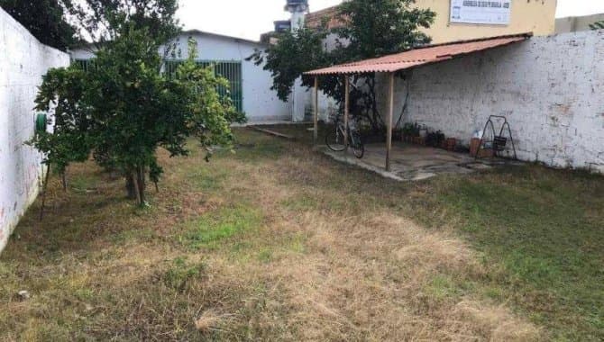 Foto 8 de 14: Casa em leilão em Luziânia - GO — Casa, Padrão, 2 Vaga(S) de Garagem
