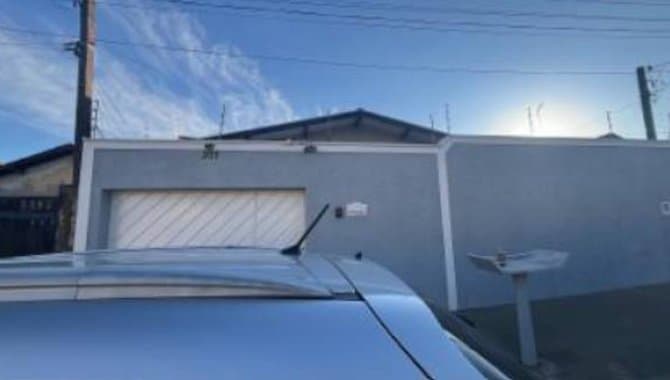 Foto 1 de 18: Casa em leilão em Limeira - SP — Casa, Padrão, 1 Vaga(S) de Garagem