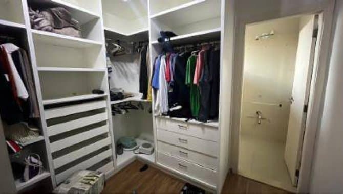 Foto 11 de 18: Casa em leilão em Limeira - SP — Casa, Padrão, 1 Vaga(S) de Garagem