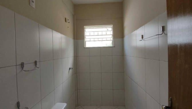 Foto 40 de 121: Casa em leilão em Salvador - BA — Casa, Padrão, 0 Vaga(S) de Garagem