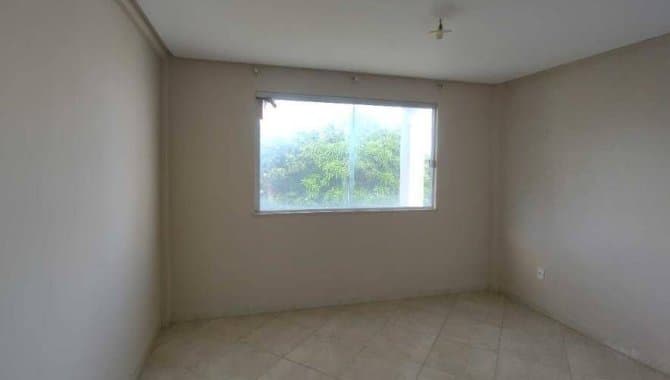 Foto 6 de 121: Casa em leilão em Salvador - BA — Casa, Padrão, 0 Vaga(S) de Garagem